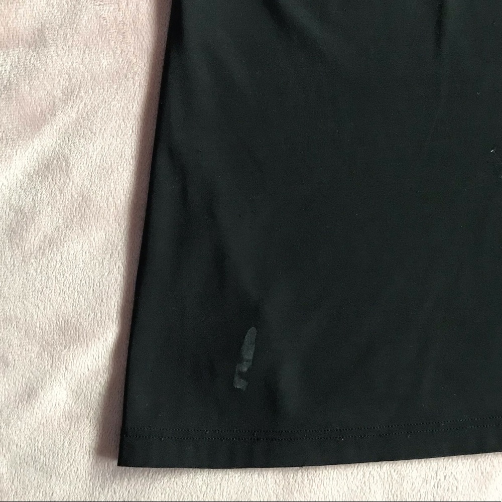 Under Armour Athletic Top - Picture 6 of 6